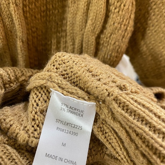caramel brown sweater size M crochet 97% Acrylic 3% Spandex - Picture 3 of 5